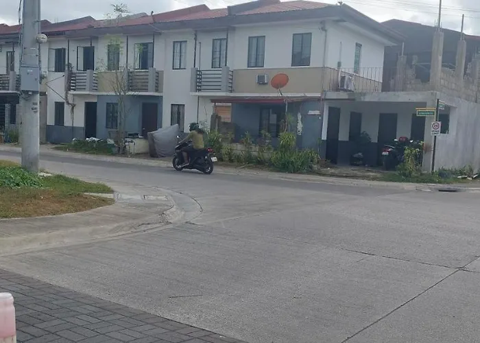 Affordable Fully Furnished House With 3 Bedroom For Family And Big Groups * Cordova (Mactan)